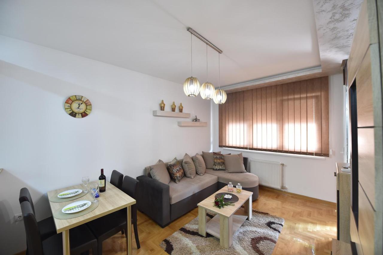 Apartment Sinisa With Garage Novi Sad Exterior photo