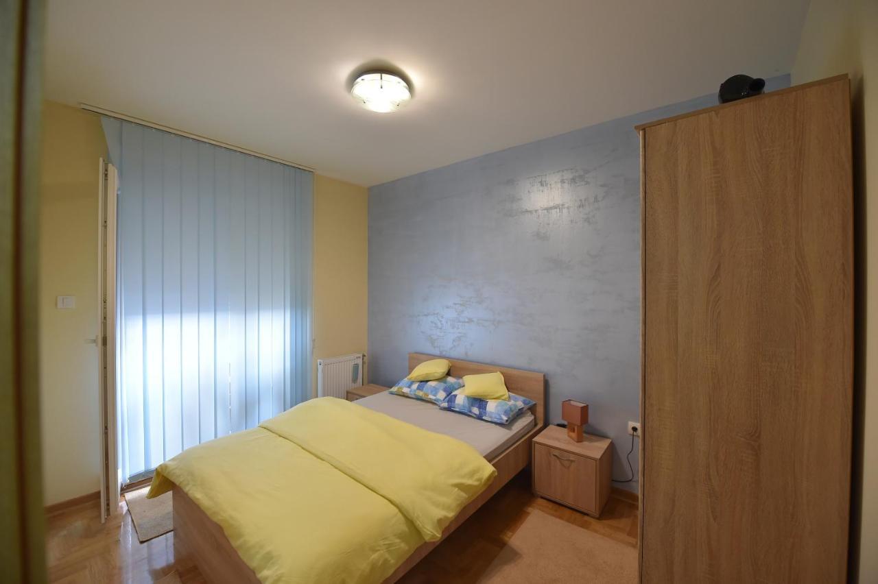 Apartment Sinisa With Garage Novi Sad Exterior photo